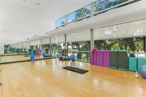 2950 NE 188th Street Aventura FL 33180