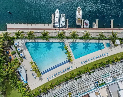 2950 NE 188th Street Aventura FL 33180