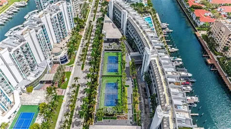 2950 NE 188th Street Aventura FL 33180