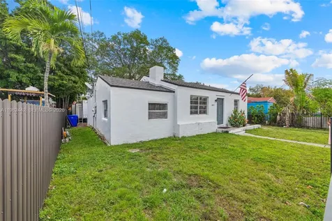 6223 NW Miami Place Miami FL 33150