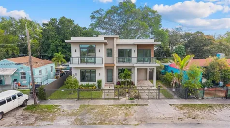 6223 NW Miami Place Miami FL 33150