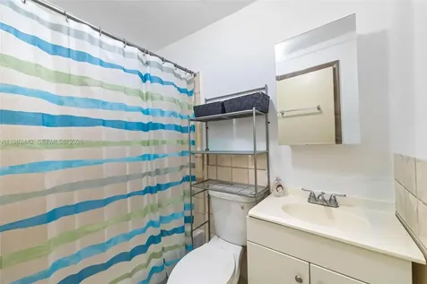 6223 NW Miami Place Miami FL 33150