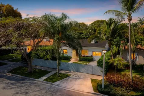 540 SW 27th Road Miami FL 33129