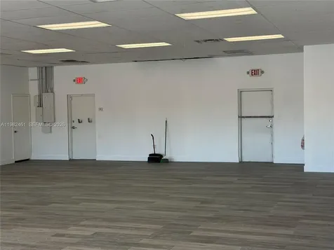 29156 Us Highway 19 N Clearwater FL 33761