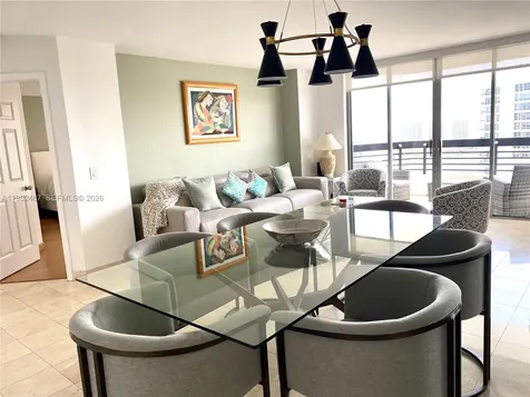 3500 Mystic Pointe Drive Aventura FL 33180