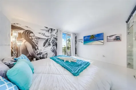 800 West Avenue Miami Beach FL 33139