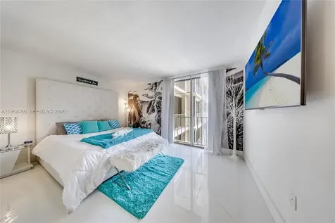 800 West Avenue Miami Beach FL 33139
