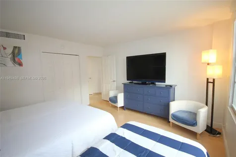 5161 Collins Avenue Miami Beach FL 33140