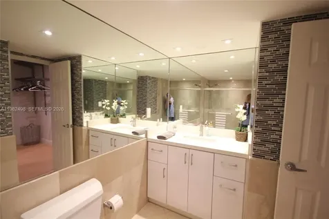 5161 Collins Avenue Miami Beach FL 33140