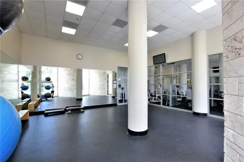 5161 Collins Avenue Miami Beach FL 33140