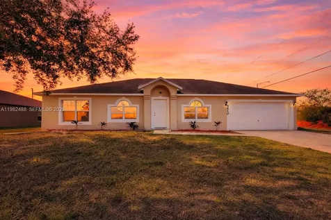 4610 SW Cacao Street Port St. Lucie FL 34953