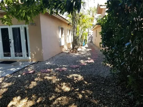 4153 Sapphire Terrace Weston FL 33331