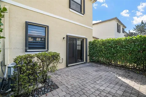 4665 Caspian Way Davie FL 33314