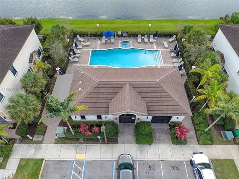 4665 Caspian Way Davie FL 33314