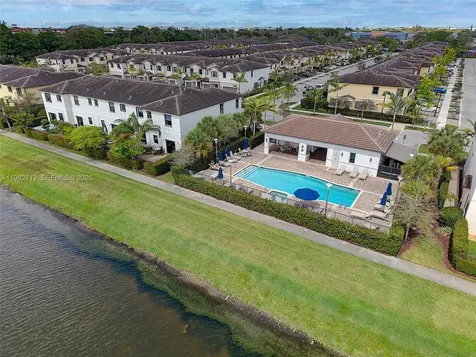 4665 Caspian Way Davie FL 33314