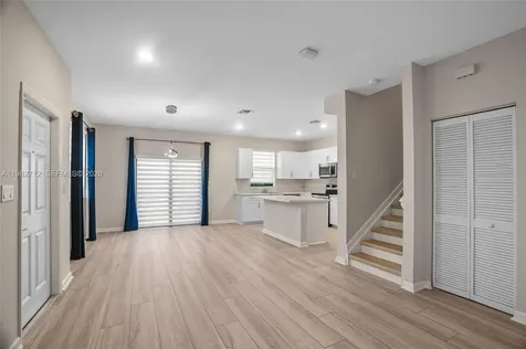 4665 Caspian Way Davie FL 33314