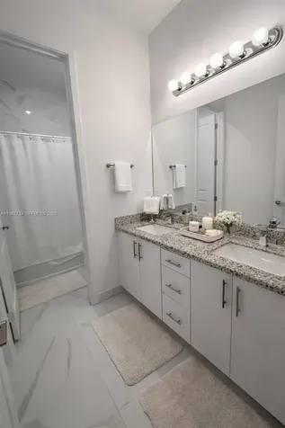 22255 SW 132nd Avenue Miami FL 33170