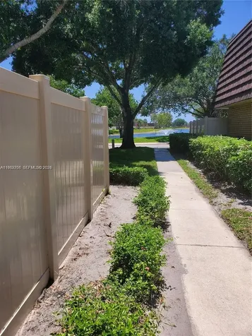 7419 74th Way West Palm Beach FL 33407