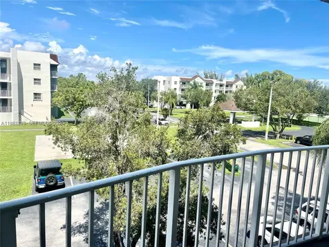 8240 SW 210th Street Cutler Bay FL 33189