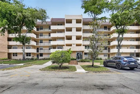 3751 Environ Boulevard Lauderhill FL 33319