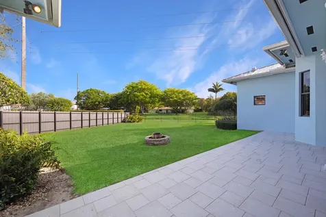 16230 SW 89th Court Palmetto Bay FL 33157