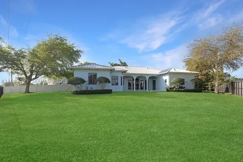 16230 SW 89th Court Palmetto Bay FL 33157
