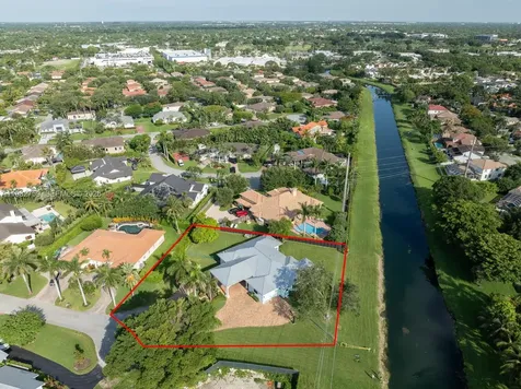 16230 SW 89th Court Palmetto Bay FL 33157