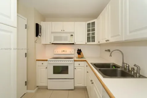 2333 Brickell Avenue Miami FL 33129