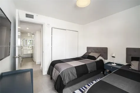 1035 West Avenue Miami Beach FL 33139