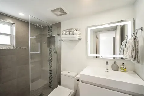 1035 West Avenue Miami Beach FL 33139