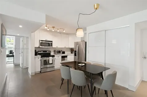 1035 West Avenue Miami Beach FL 33139
