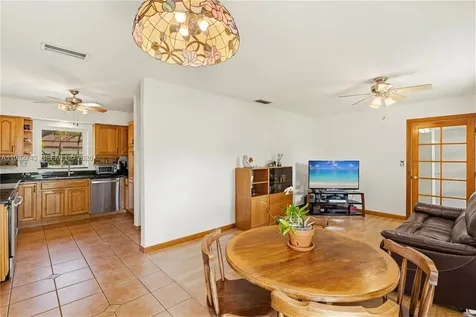 8461 SW 147th Terrace Palmetto Bay FL 33158
