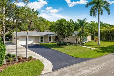 8461 SW 147th Terrace Palmetto Bay FL 33158