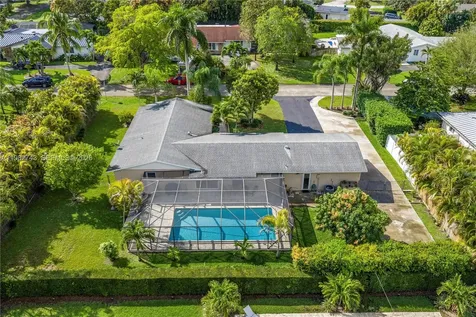 8461 SW 147th Terrace Palmetto Bay FL 33158