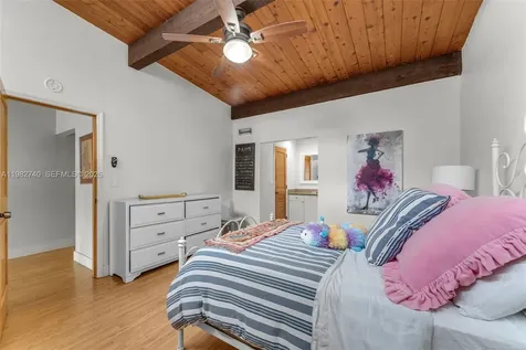 7825 SW 103rd Place Miami FL 33173
