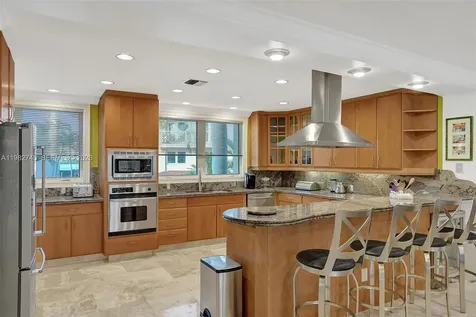 3942 NE 171st Street North Miami Beach FL 33160