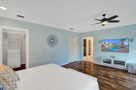 3942 NE 171st Street North Miami Beach FL 33160