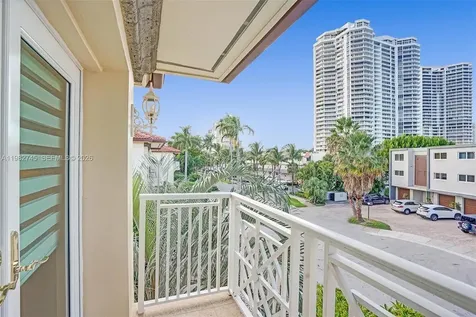 3942 NE 171st Street North Miami Beach FL 33160