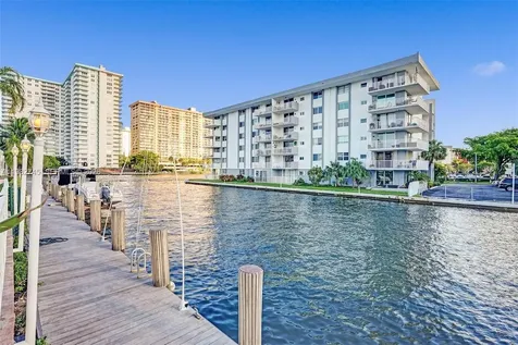3942 NE 171st Street North Miami Beach FL 33160