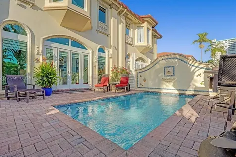 3942 NE 171st Street North Miami Beach FL 33160