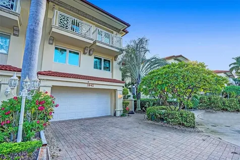 3942 NE 171st Street North Miami Beach FL 33160