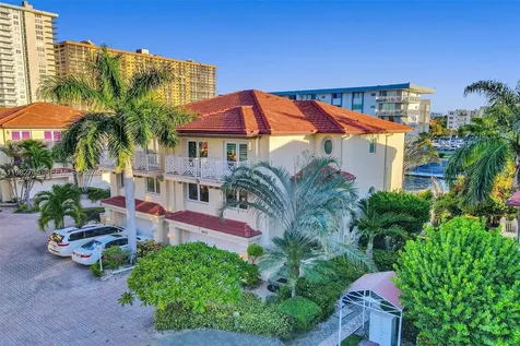 3942 NE 171st Street North Miami Beach FL 33160