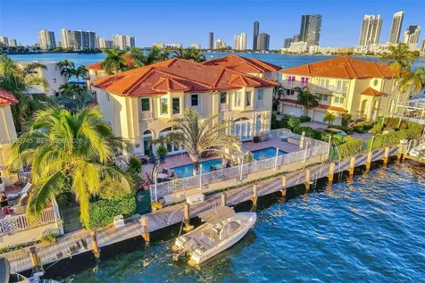 3942 NE 171st Street North Miami Beach FL 33160