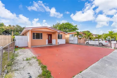 380 E 56th Street Hialeah FL 33013