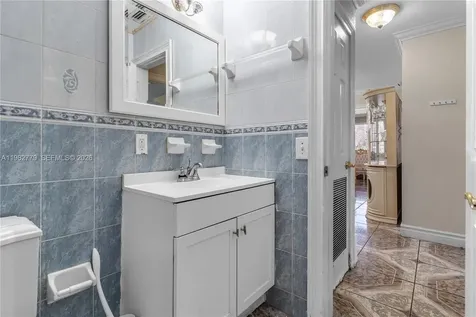 380 E 56th Street Hialeah FL 33013