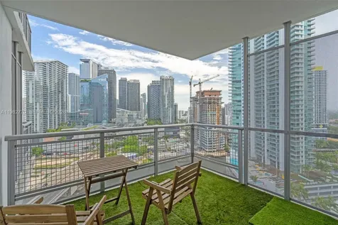350 S Miami Avenue Miami FL 33130