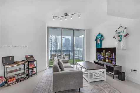 350 S Miami Avenue Miami FL 33130