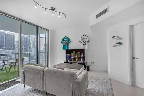 350 S Miami Avenue Miami FL 33130