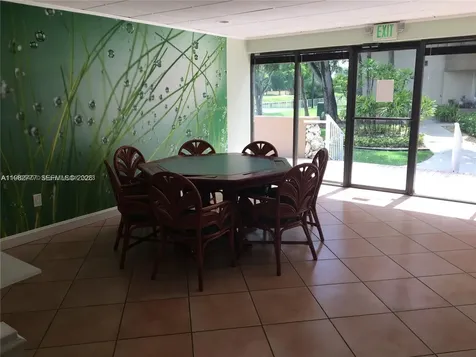7765 SW 86th Street Miami FL 33143