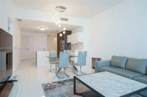 851 NE 1st Avenue Miami FL 33132